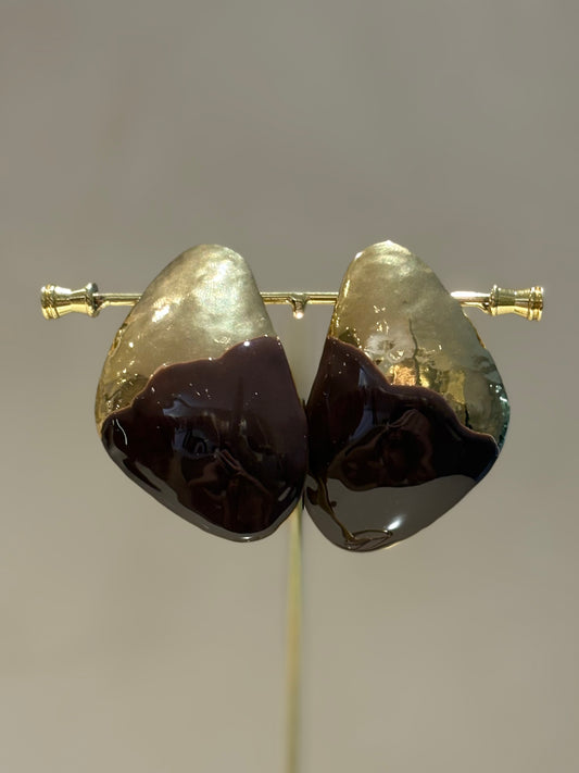 Brinco Face Esmaltado Trufa