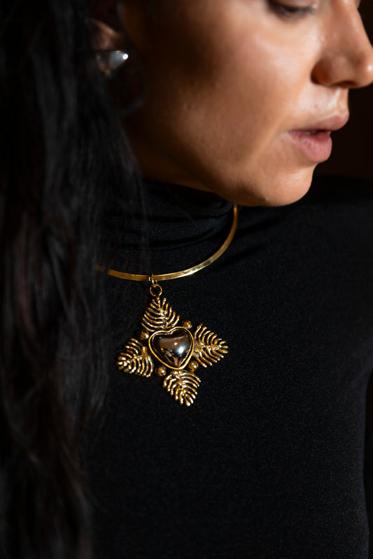 Choker Rígida Coração Tierra