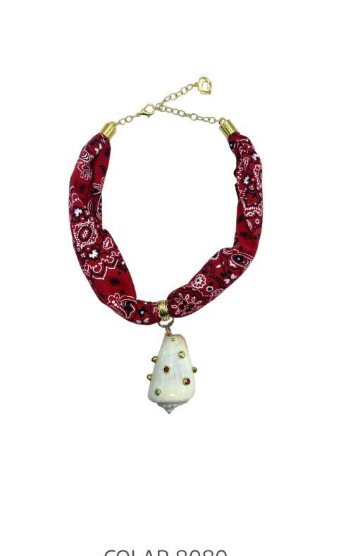 Colar Bandana Vermelha Com Concha