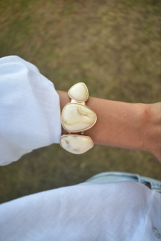 Bracelete 3 Pedras Frontal Milk