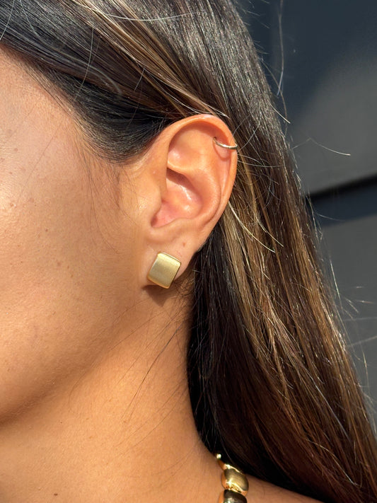 Brinco Quadrado Fosco