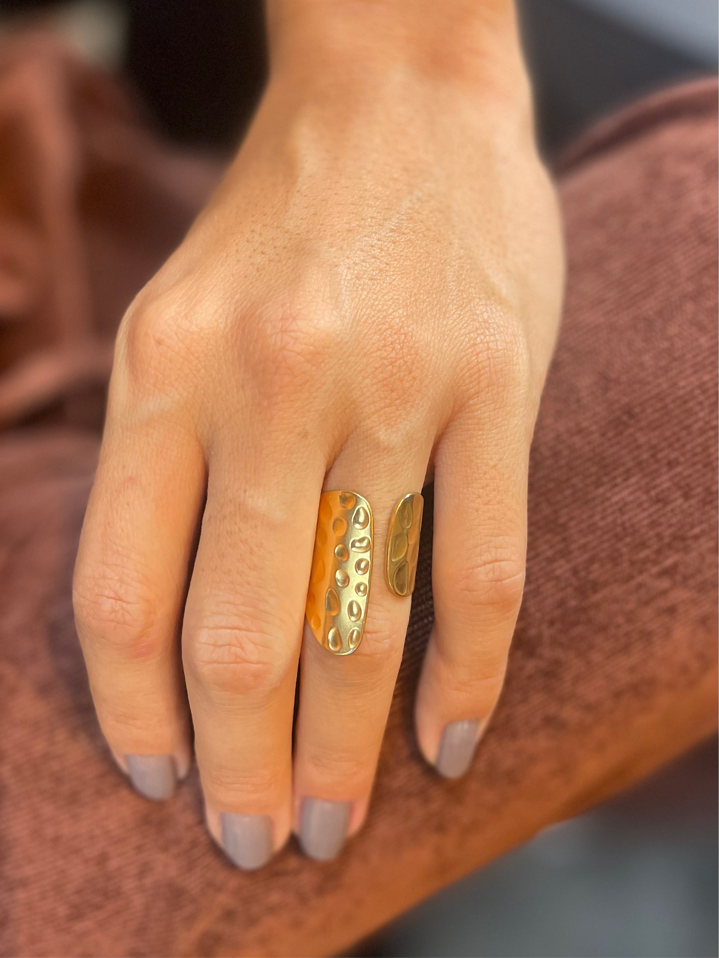 Anel Martelado Regulável Dourado