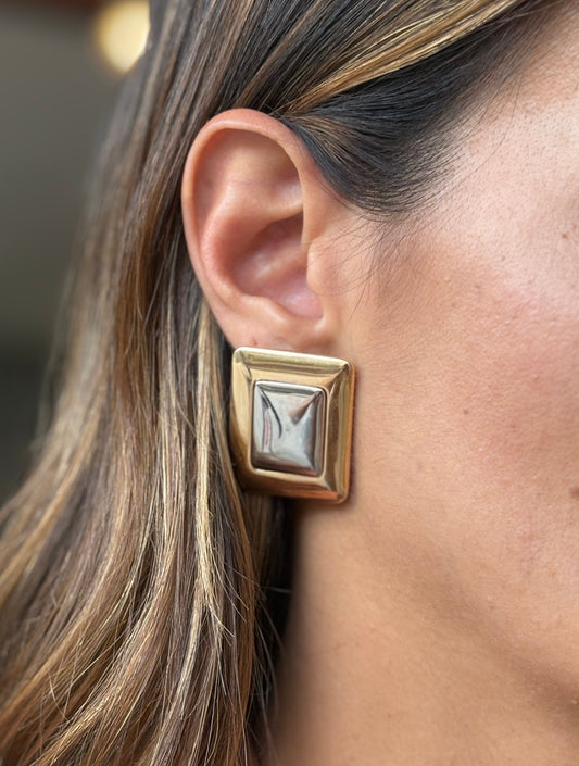 Brinco Quadrado Duo