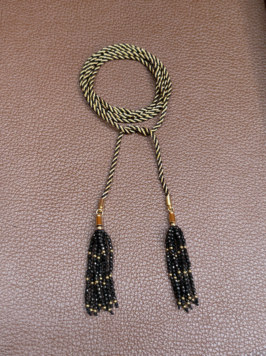 Colar Fio Bela Tassel Preto