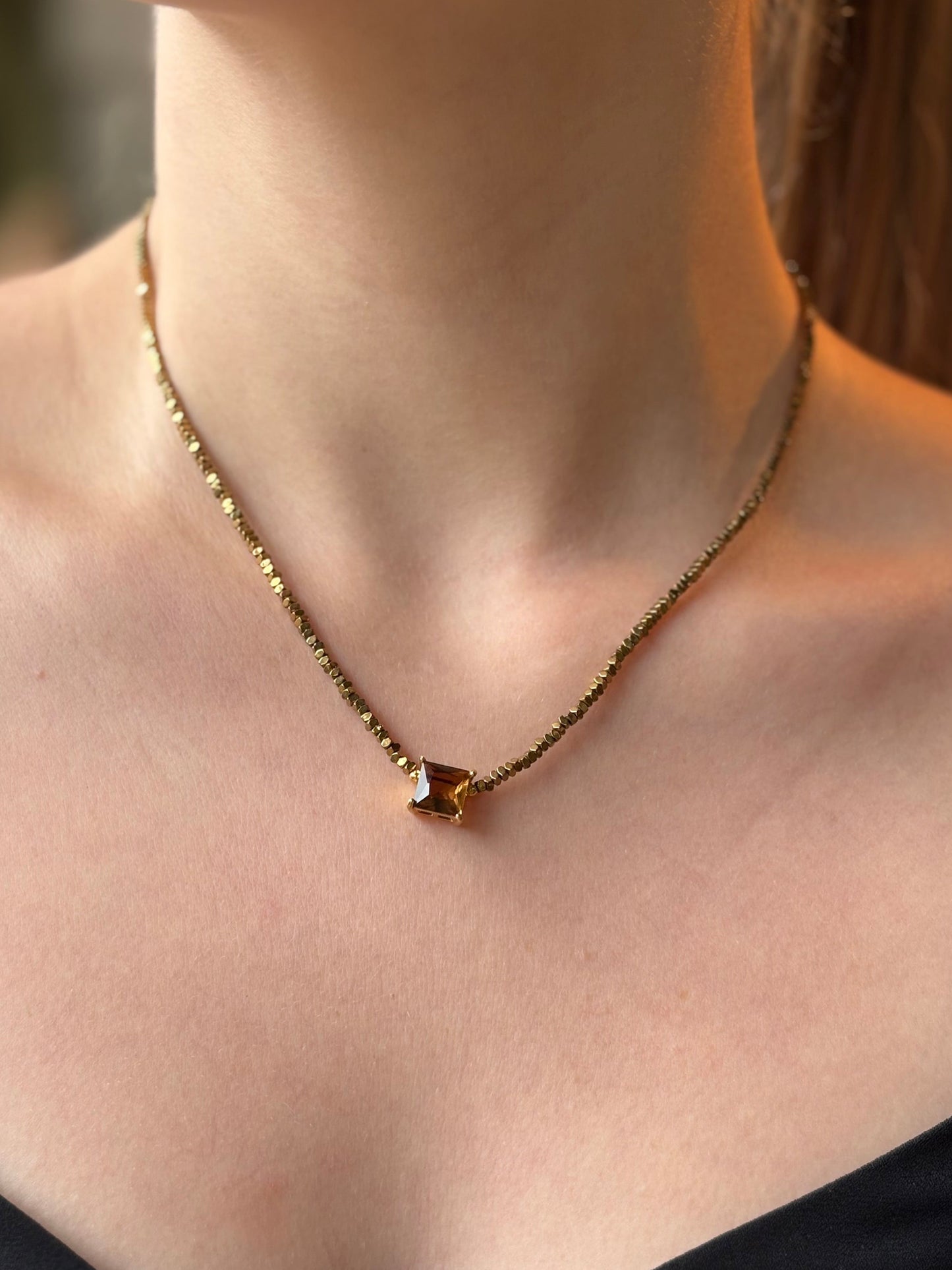 Colar Cristal Hematita Fumê