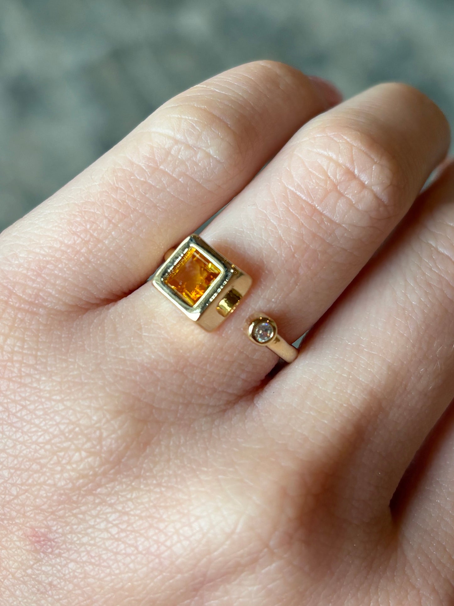 Anel Regulável Lá Isla Quadrado Citrino