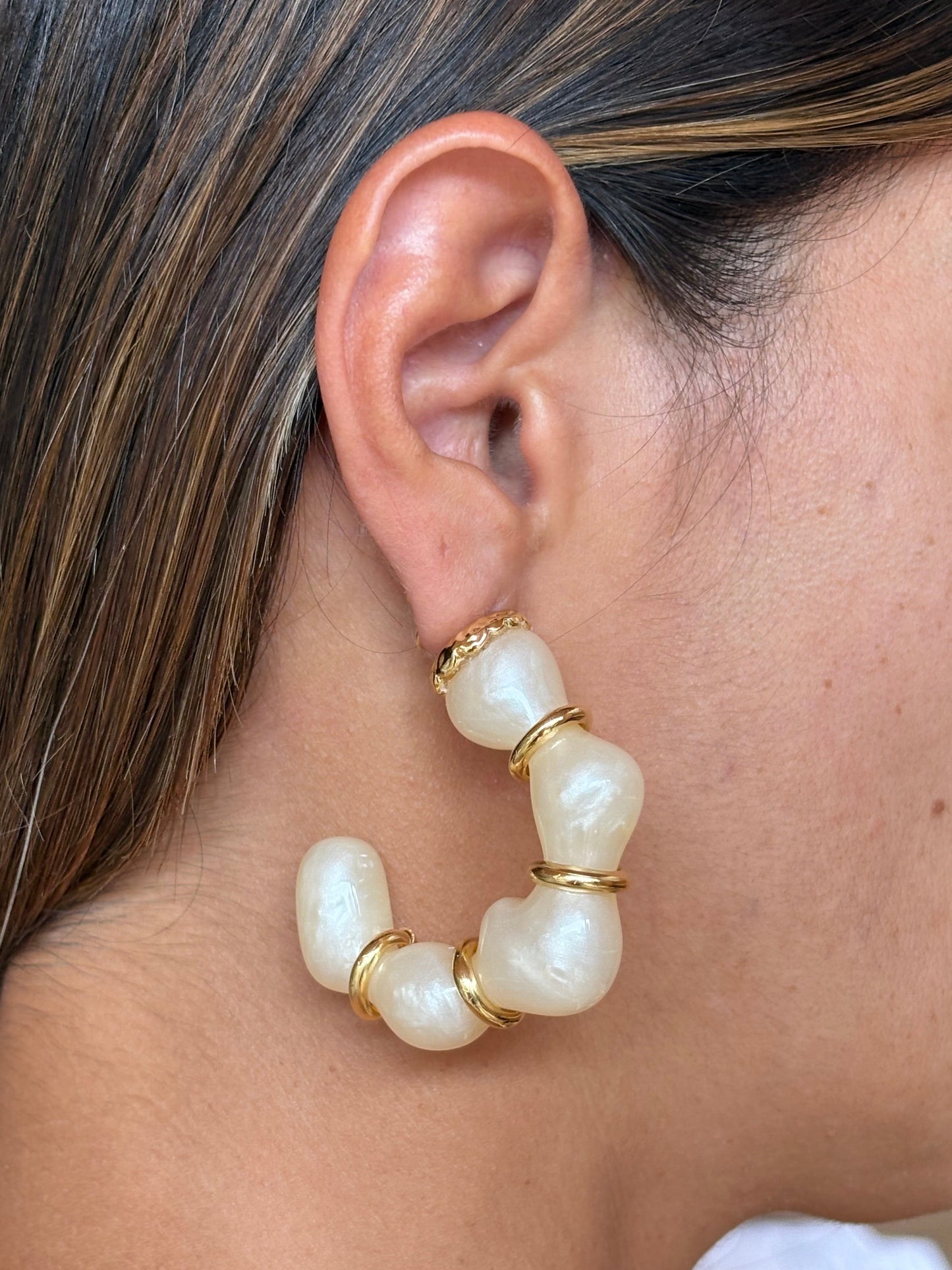 Brinco Argola Lá Isla Pérolas