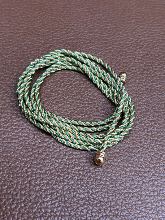 Colar fio Bela verde