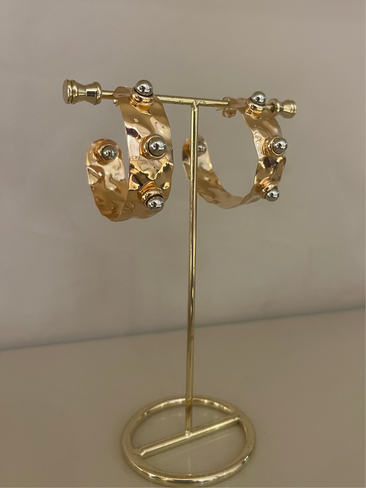 Brinco Argola Martelada Luz