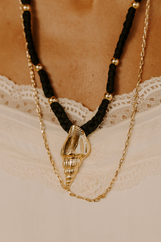 Colar Isla Tecido Shell Black