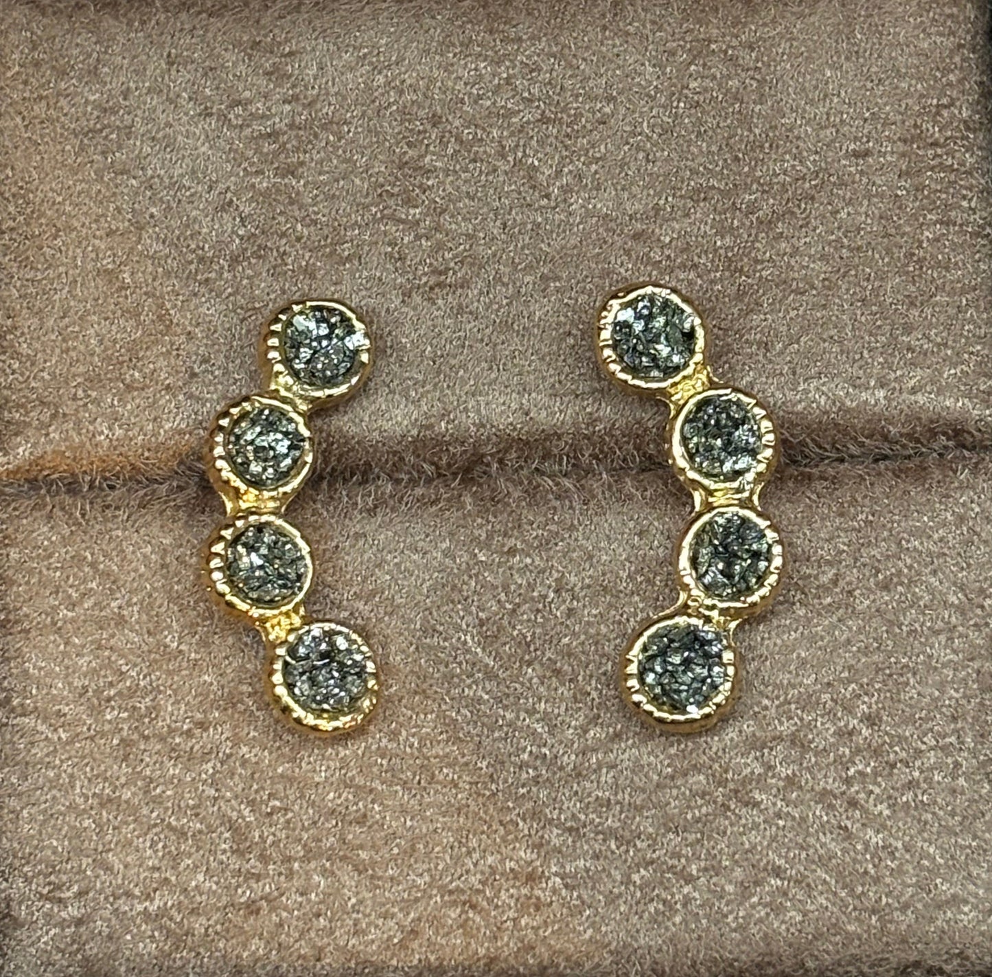 Brinco Earcuff Pirita