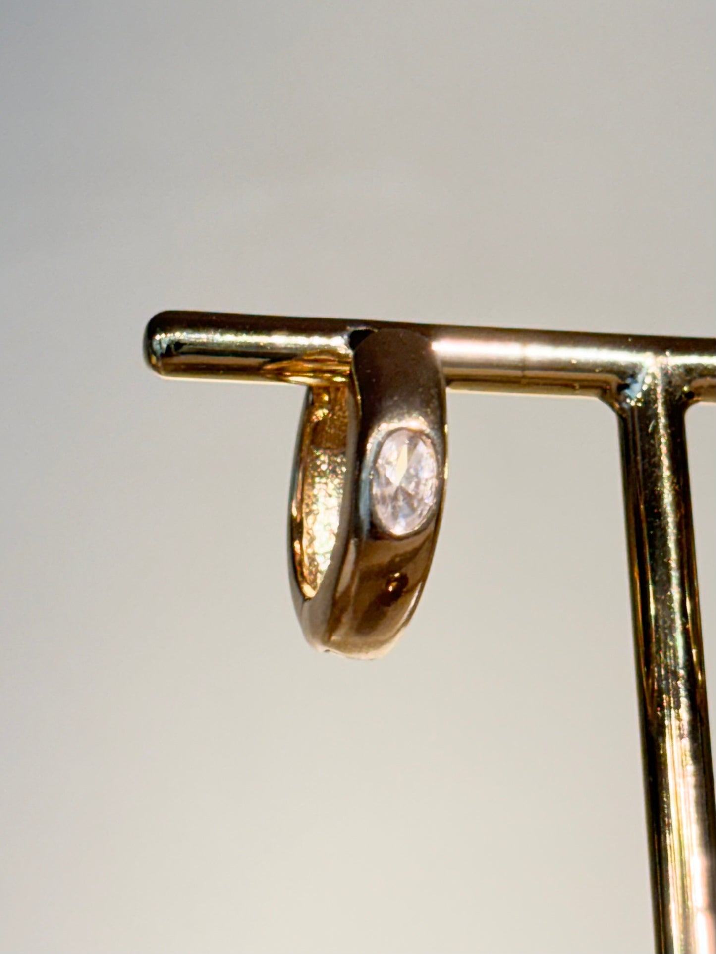 Brinco Argola Bold Ponto de luz