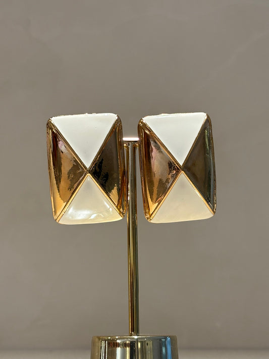 Brinco Retangle Esmaltado Off