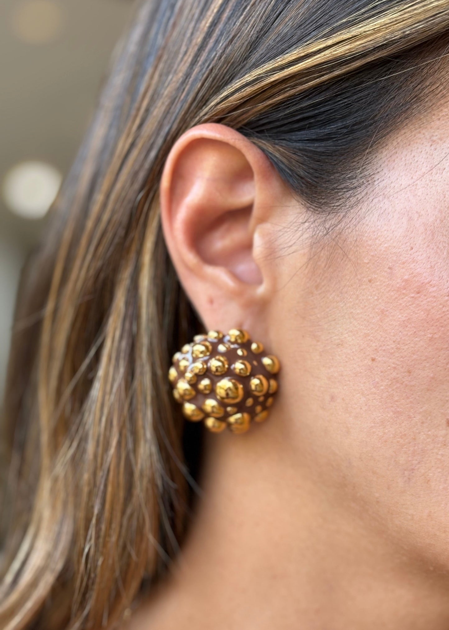 Brinco Meteor Marrom