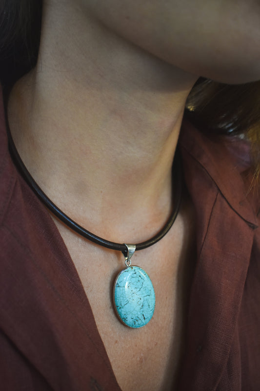 Choker Courinho Turquesa Oval