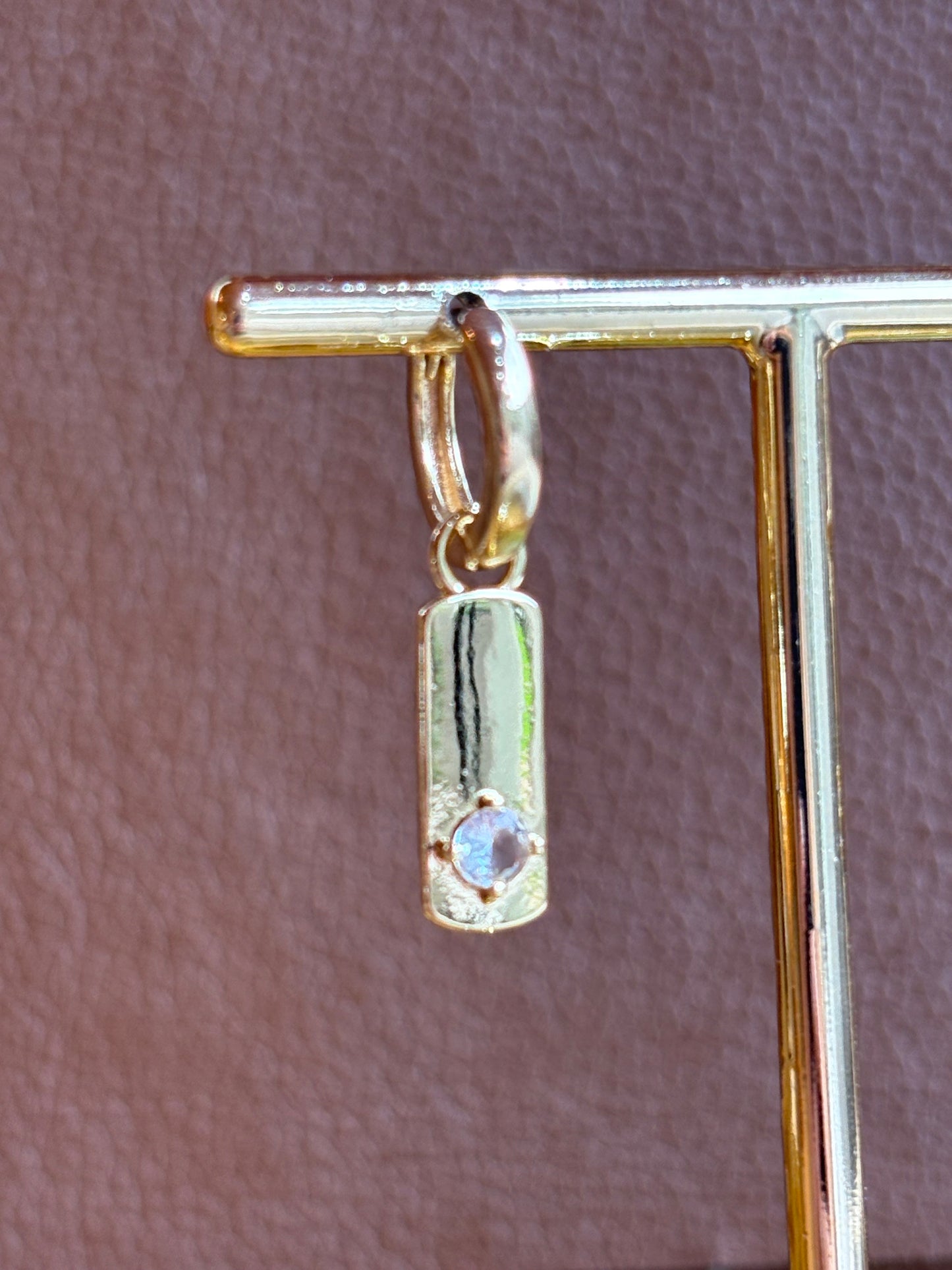 Brinco Mini Argola Serene Ponto De Luz M