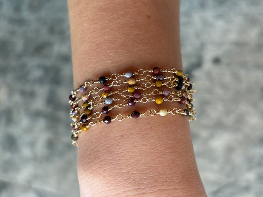 Pulseira La Isla Multi Fios Pedrinhas Terrosas