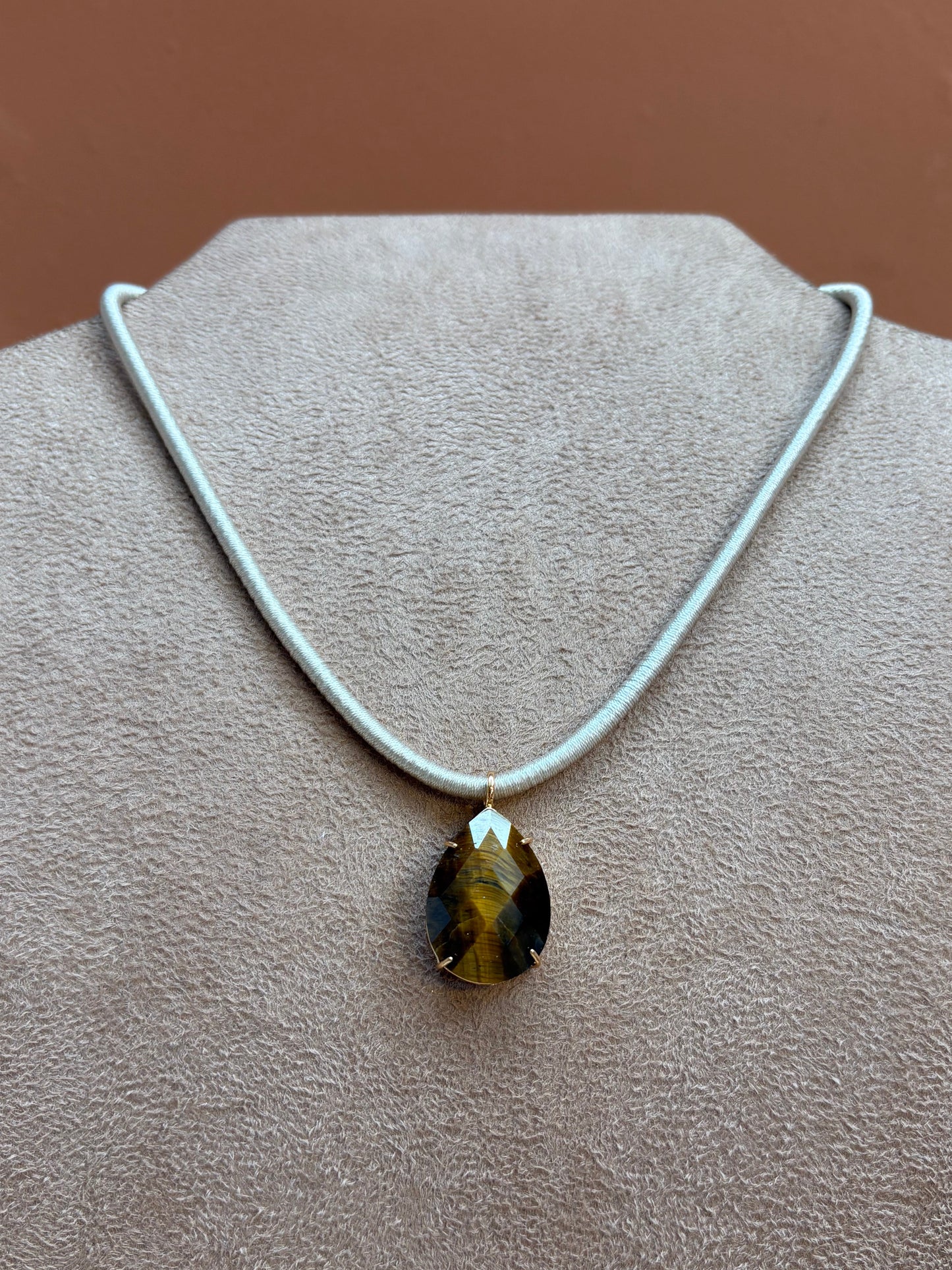 Colar Corda Golden Gota Olho De Tigre