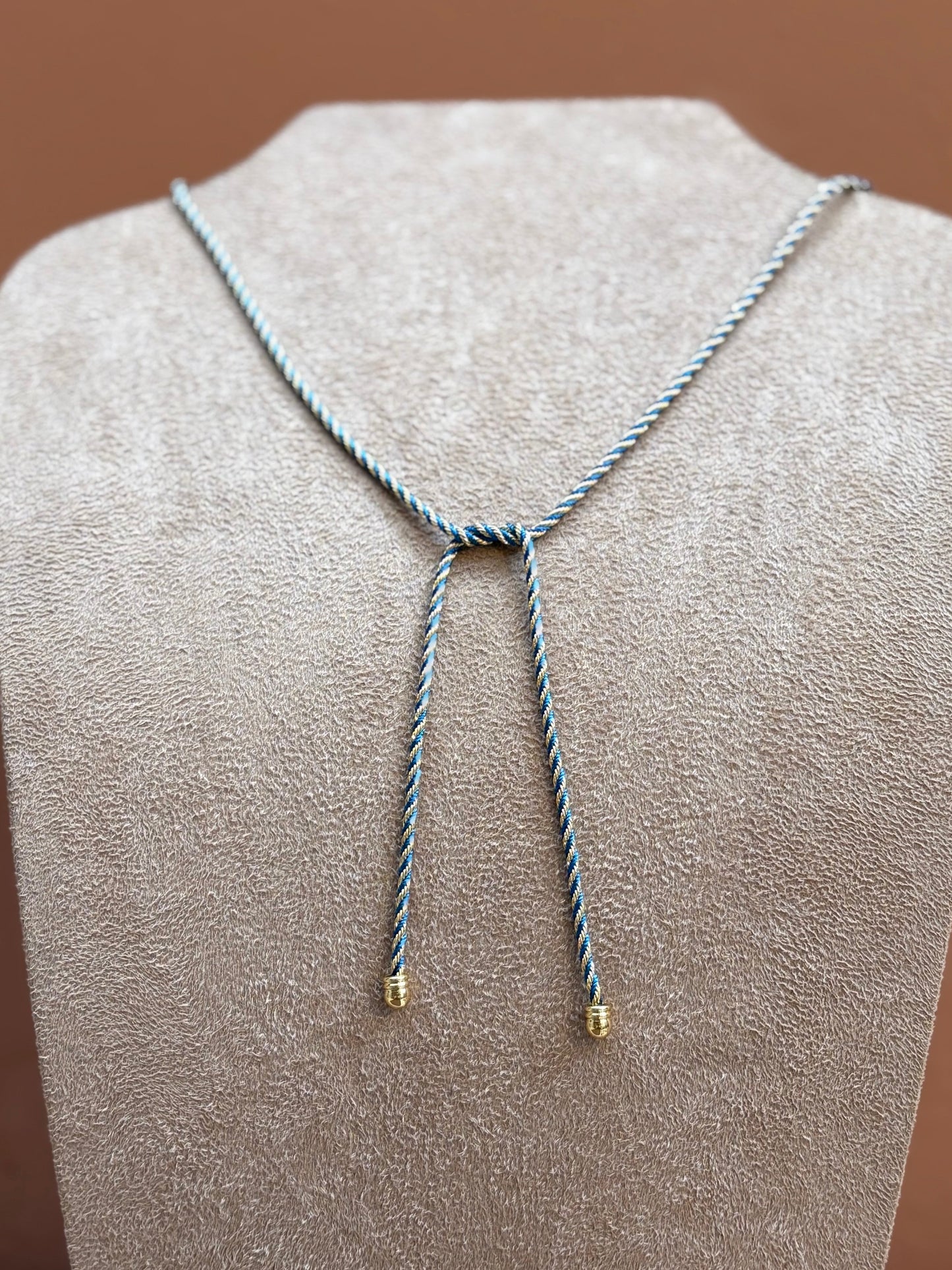 Colar Fio Bela Azul bebe