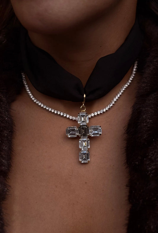 Choker Lenço Cruz Ana