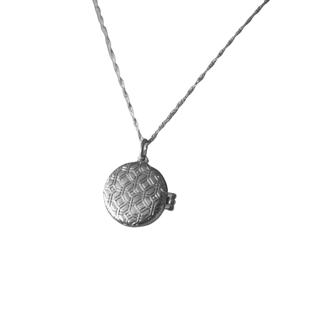 Colar Relicário Vintage Prata