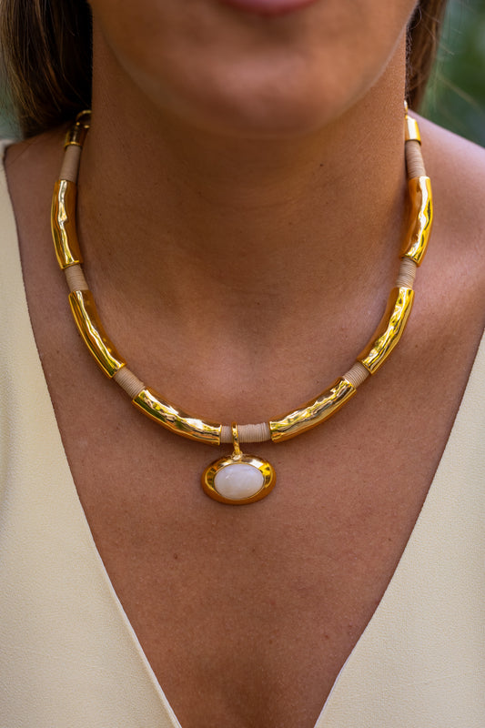 Colar Spring Rígido Corda Nude