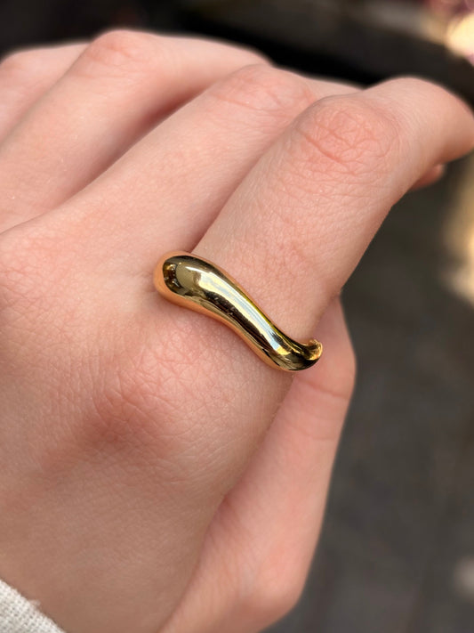 Anel wave caze dourado 18