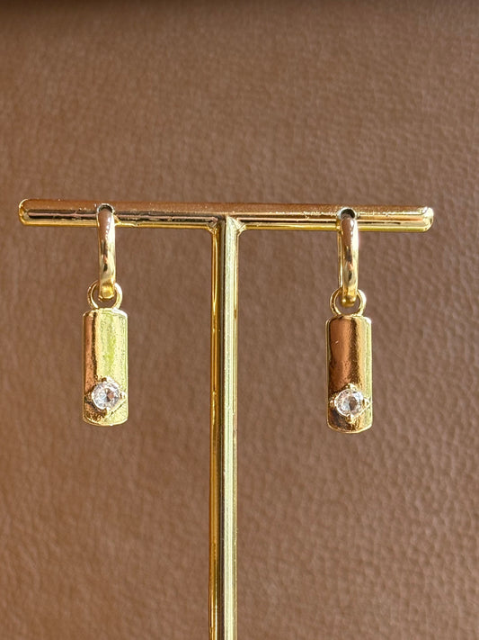 Brinco Mini Argola Serene Ponto De Luz M