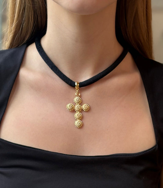 Choker Camurça Cruz Serene