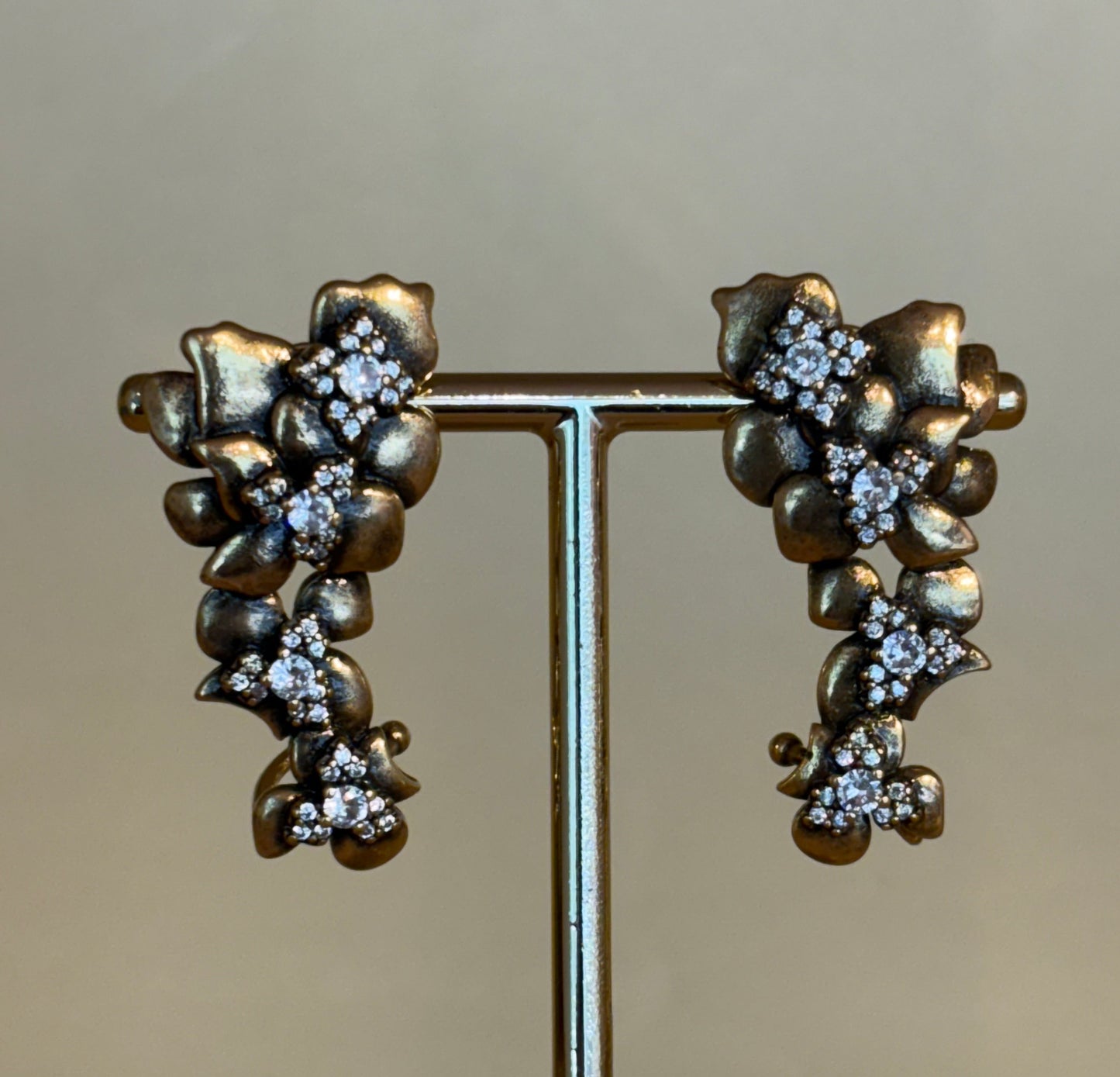 Brinco Earcuff Florescer