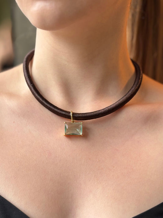 Colar Choker Gaya Trufa Cristal Verde