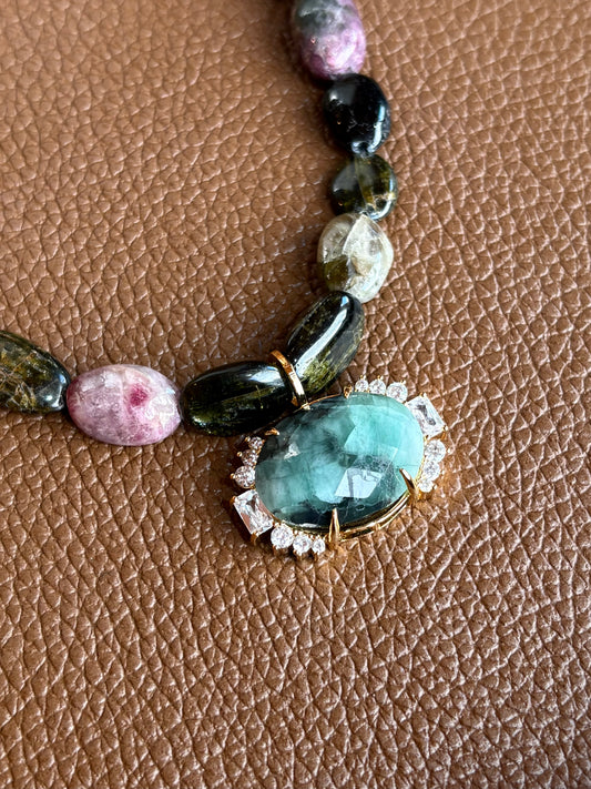 Colar Serene Turmalina Melancia com Esmeralda