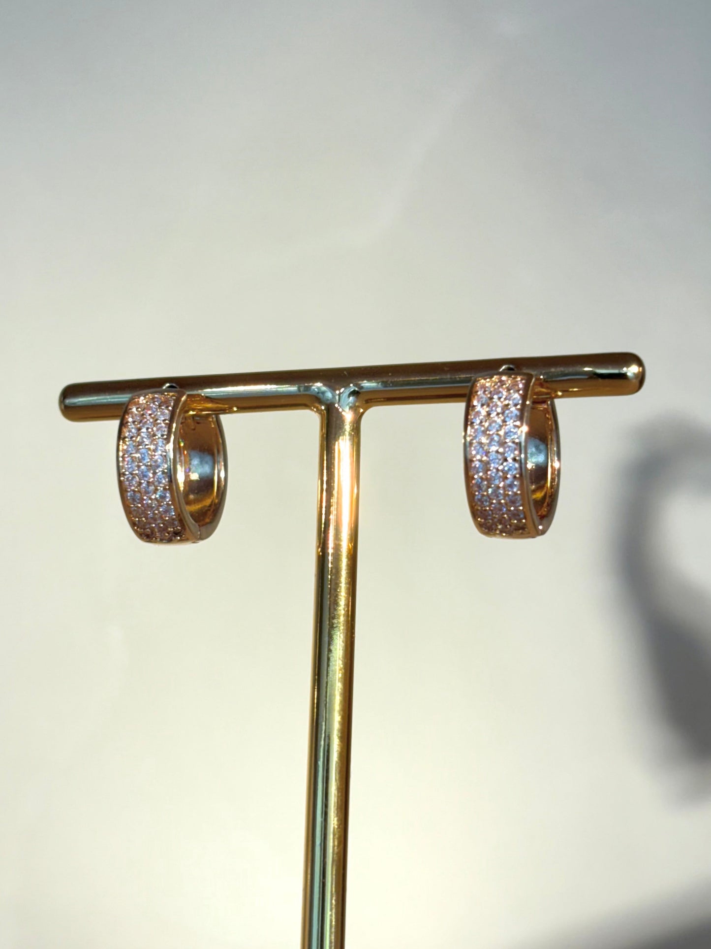 Brinco Argola Bold cravejada