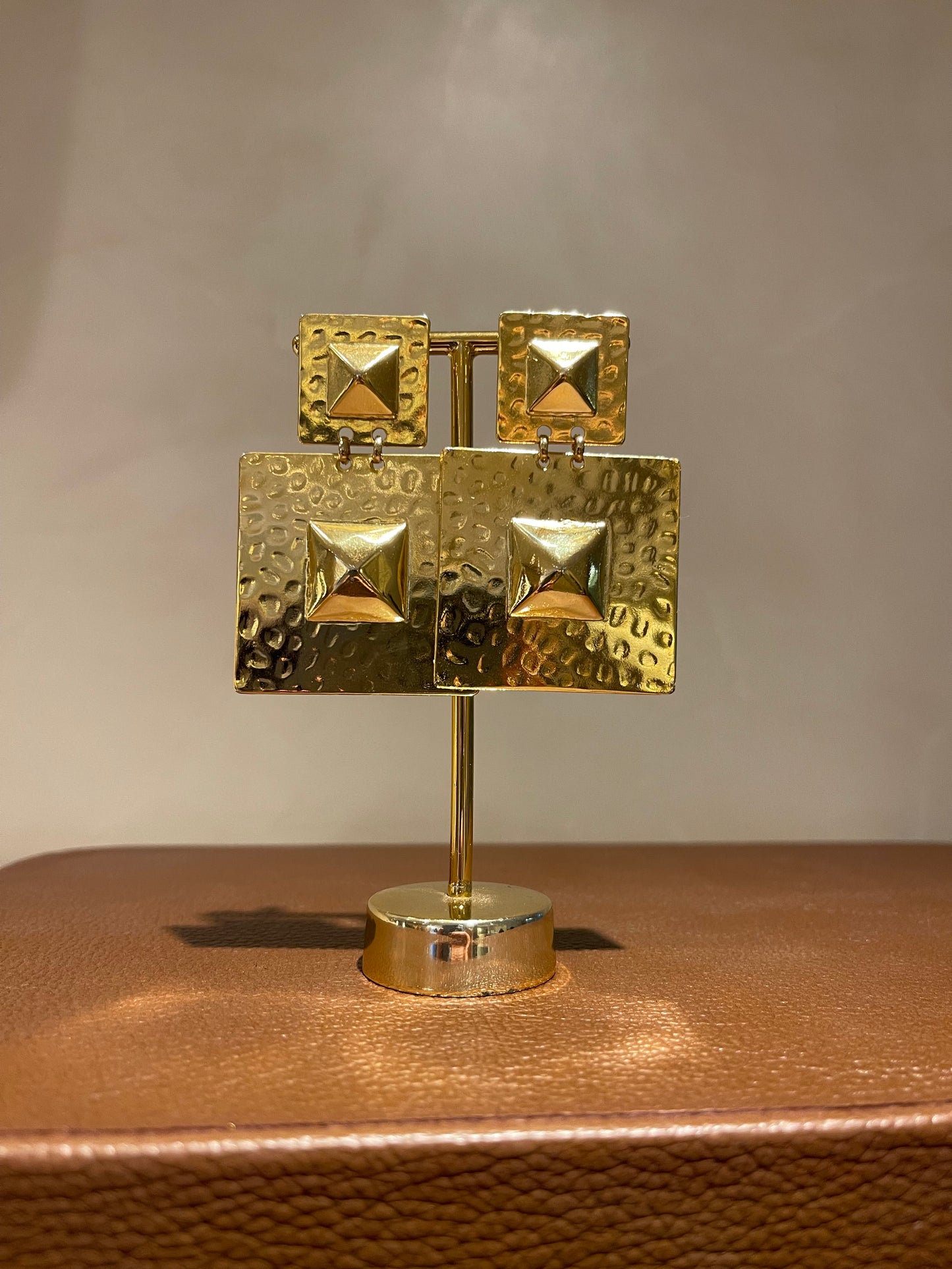 Brinco Double Square Dourado