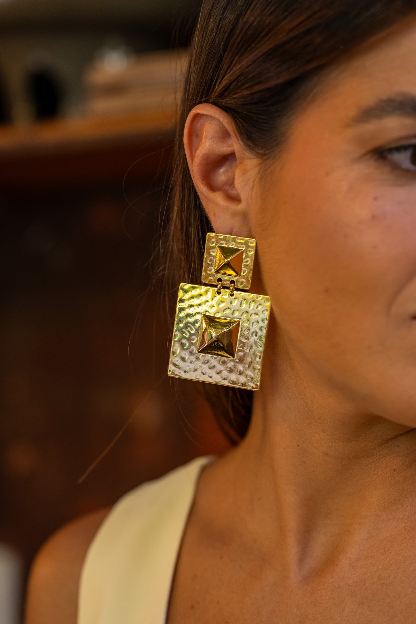 Brinco Double Square Dourado