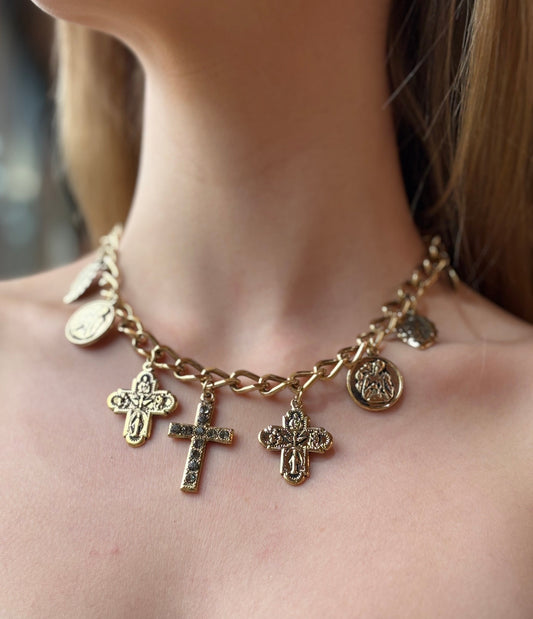 Colar Vaticano