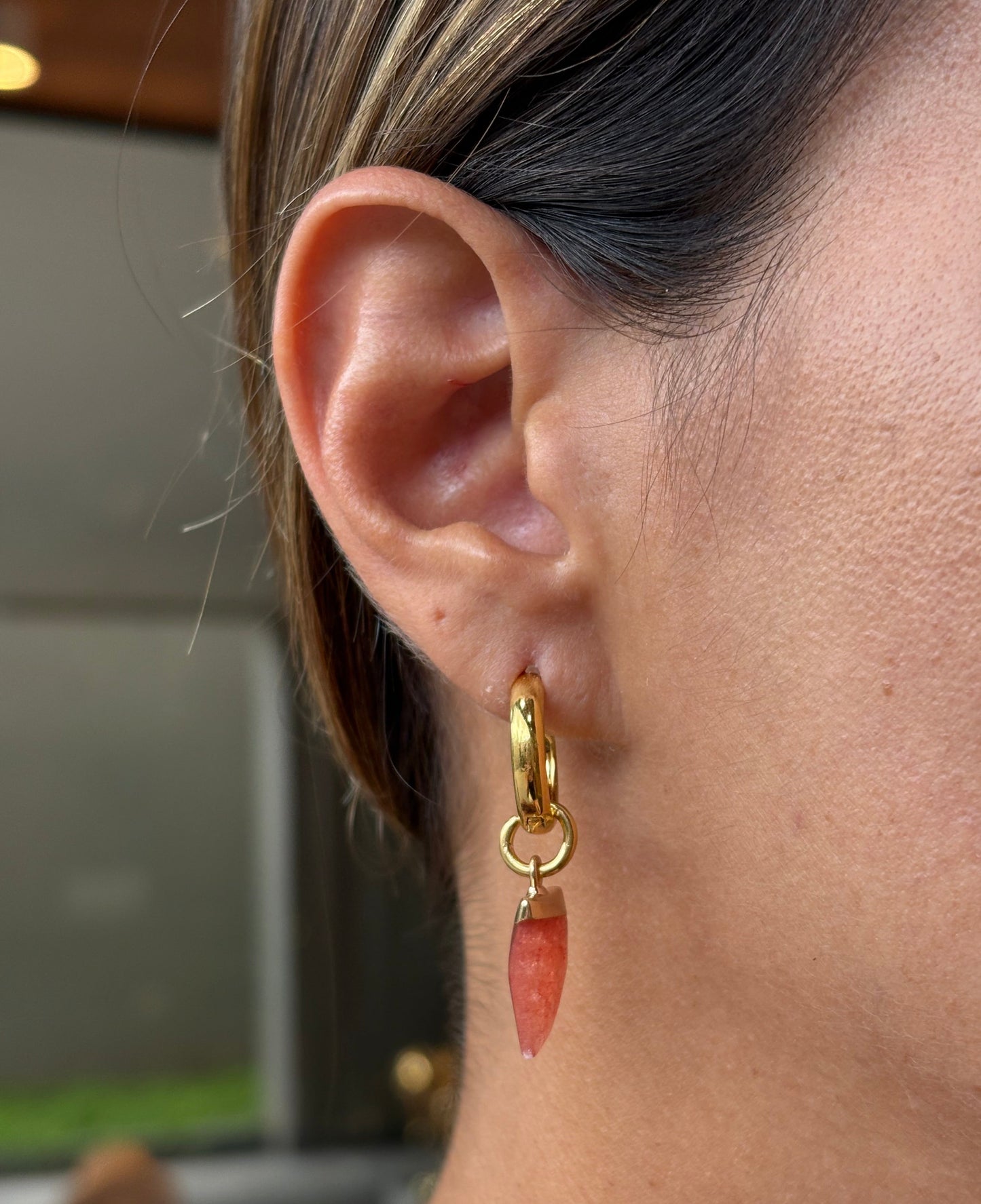 Brinco Argola Mini Dente Coral