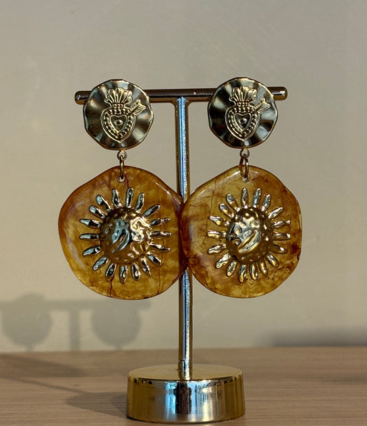 Brinco Inca Resina Marrom