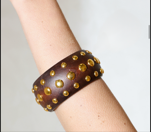 Bracelete Madeira Multi Tachas