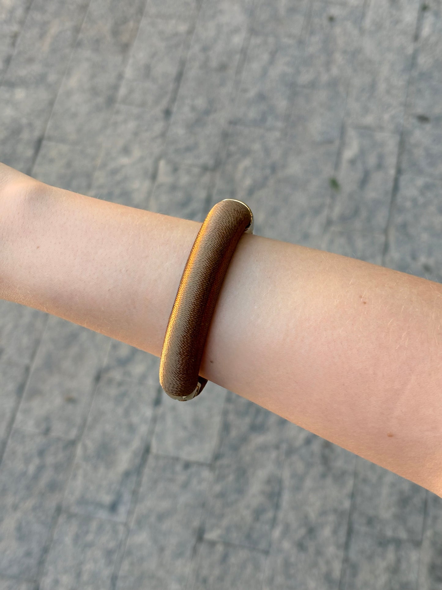 Bracelete Gaya Tecido Bronze