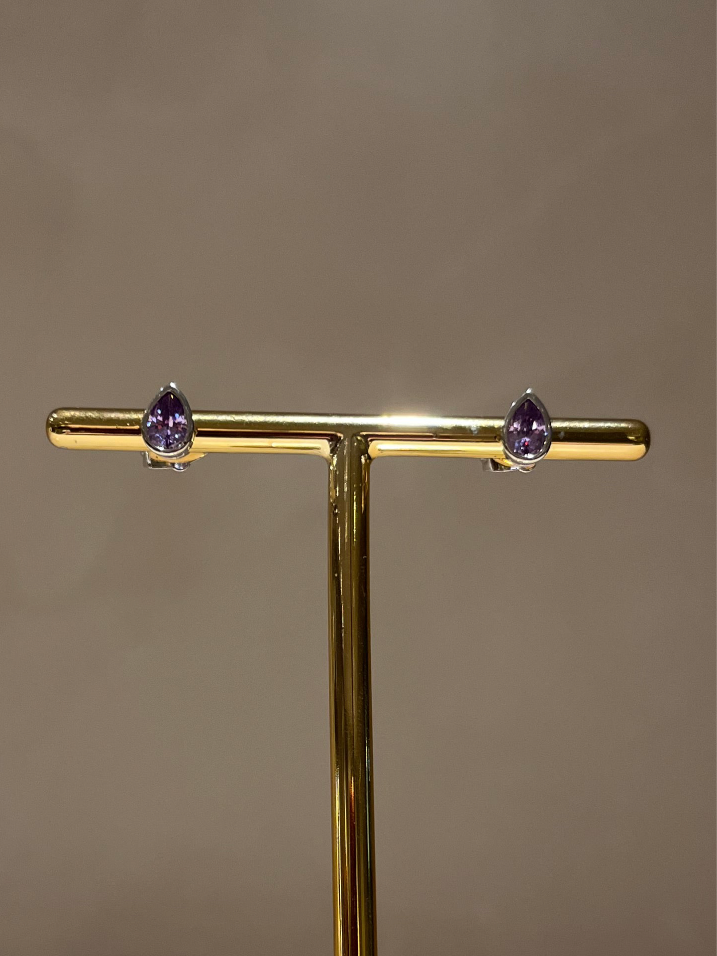 Brinco Gota Ametista M