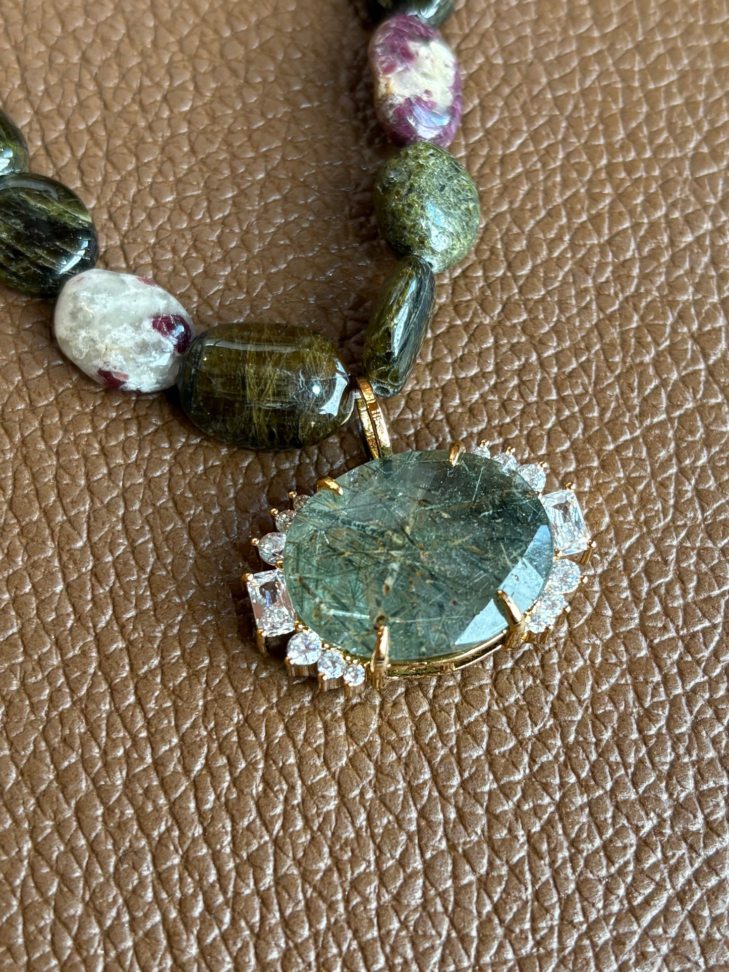 Colar Serene Turmalina Melancia com Labradorita