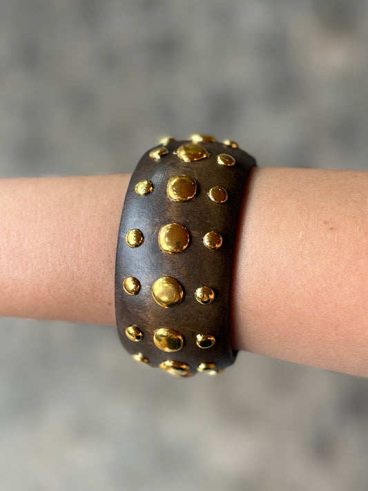 Bracelete Madeira Multi Tachas