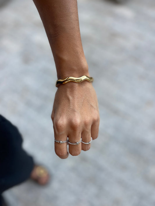 Pulseira Ondas Douradas