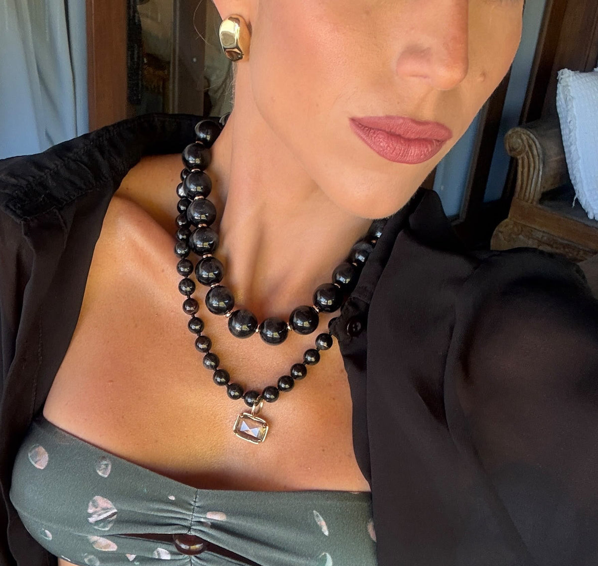 Colar Bolas Agata Marrom Com Pingente Fume