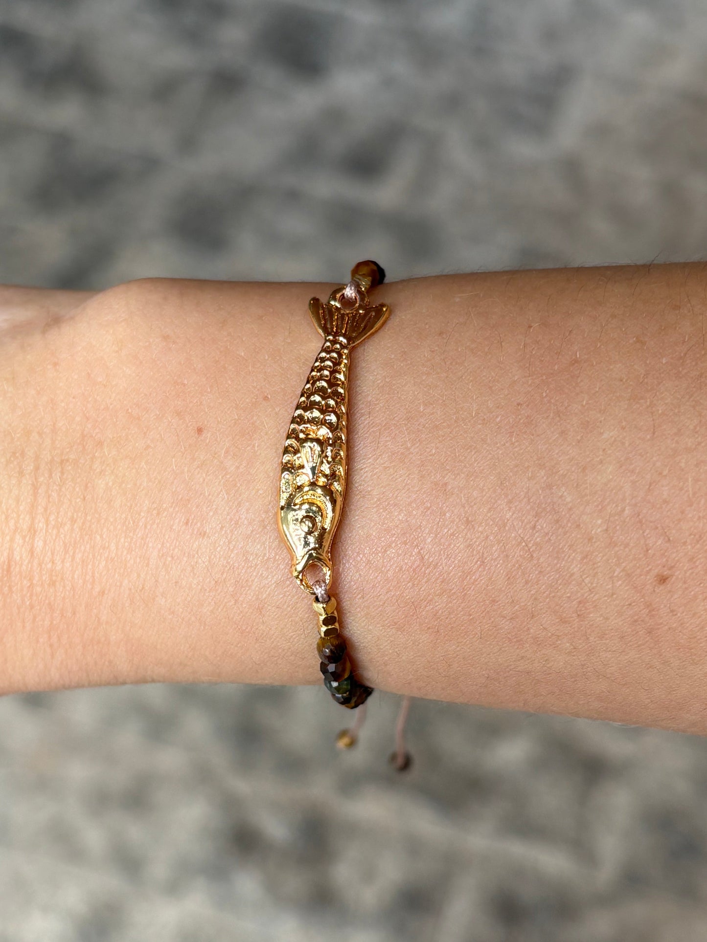 Pulseira Lá Isla Pedrinhas Peixe Olho De Tigre