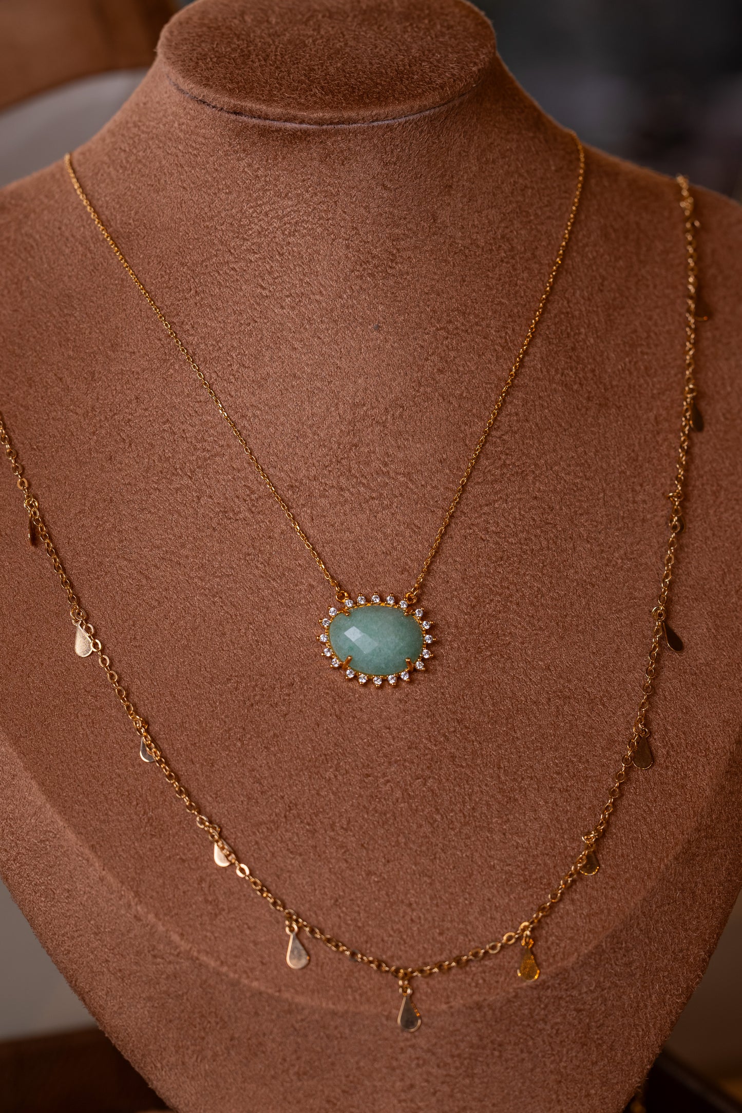 Colar Botton Quartzo Verde Cravejada