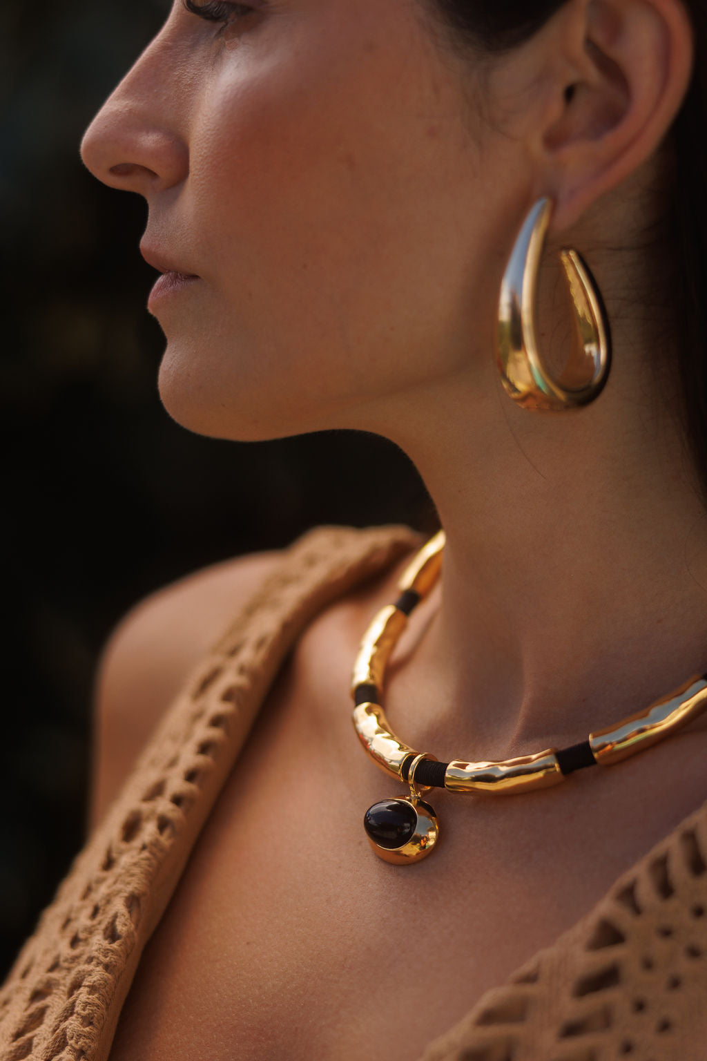 Brinco Argola Oval Dourada
