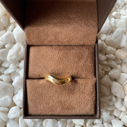 Anel wave caze dourado